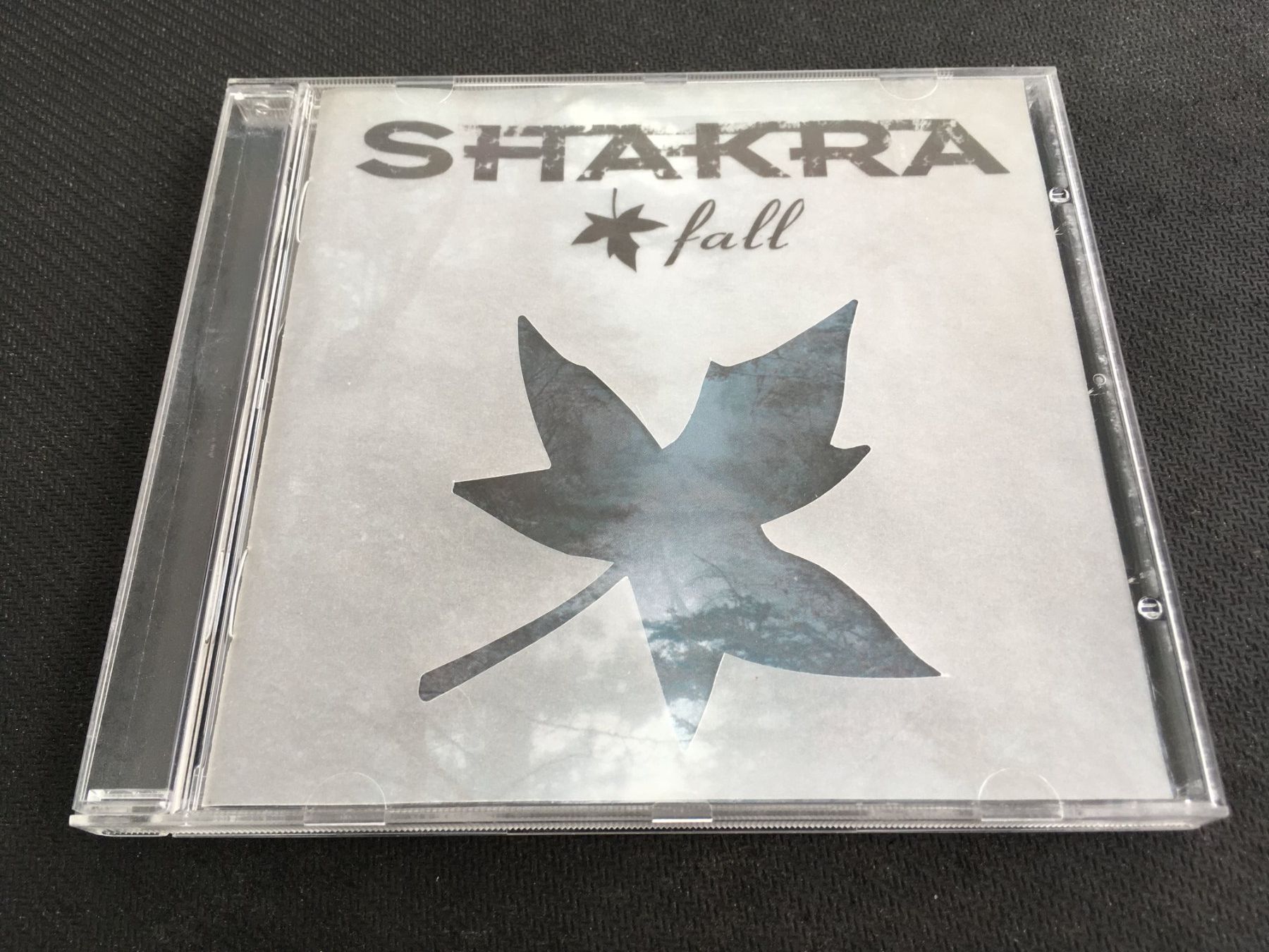 CDs: Shakra - Fall -CD- – Gebraucht aus St.Gallen von MedienJoe