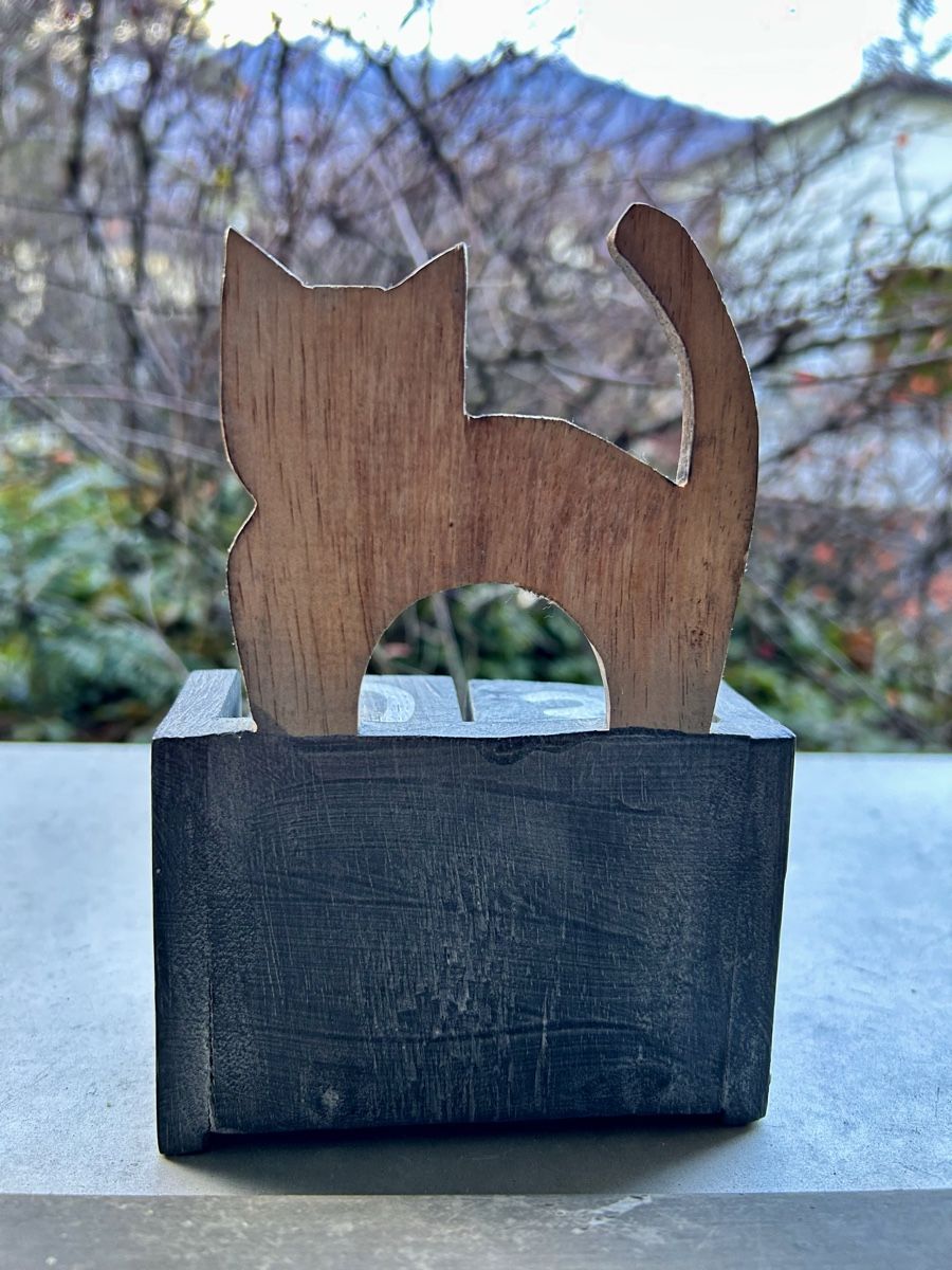Calendari: Würfel-Holzkalender mit Katze – Usato da Buchs SG venduto da valiii21 2
