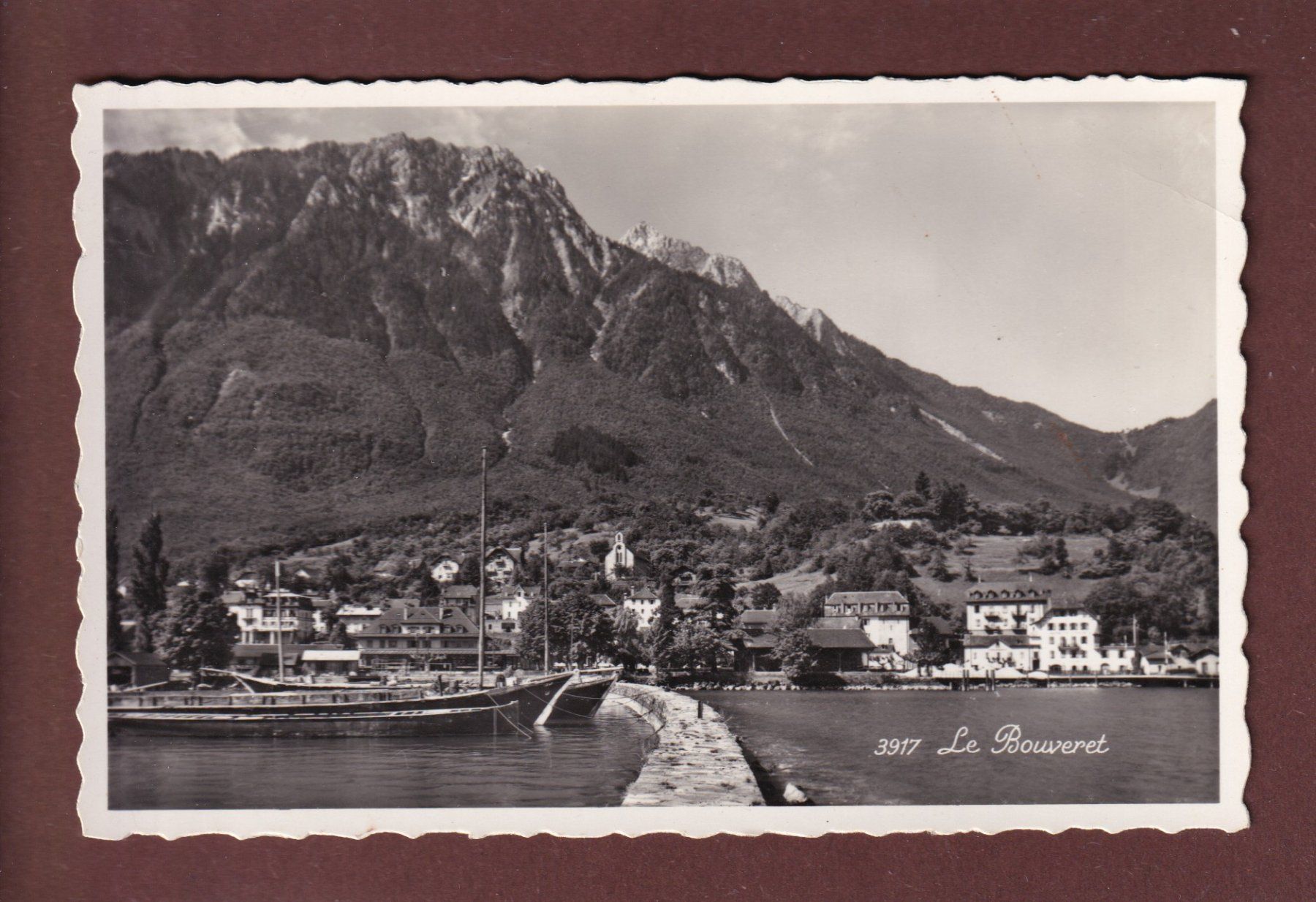 Cartoline postali: LE BOUVERET – Usato da Pully venduto da nicecards