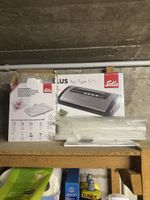 Solis EasyVac PLUS Typ 571 Vakuumierer mit Rollenfach