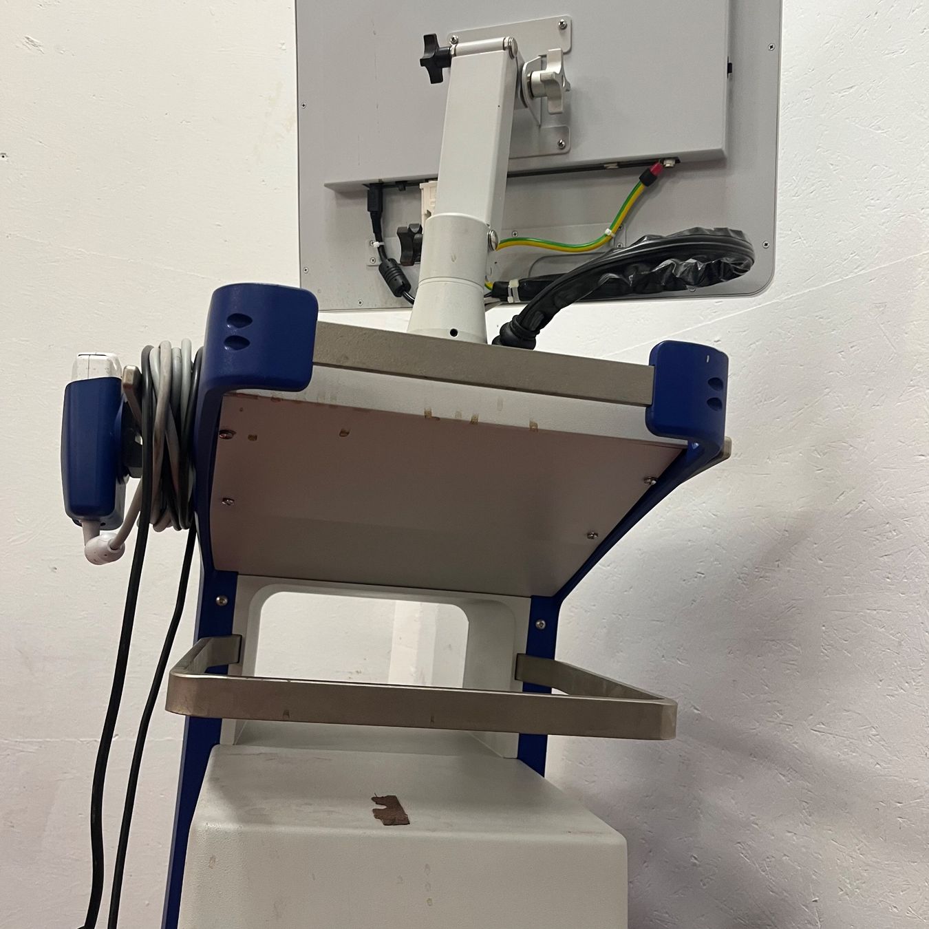 Accessori da laboratorio: Volcano Core s5 imaging System defekt – Usato da Niederdorf venduto da LeptonAG_Labor 2