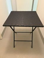 Rattanset 7 Tische und 11 Stühle