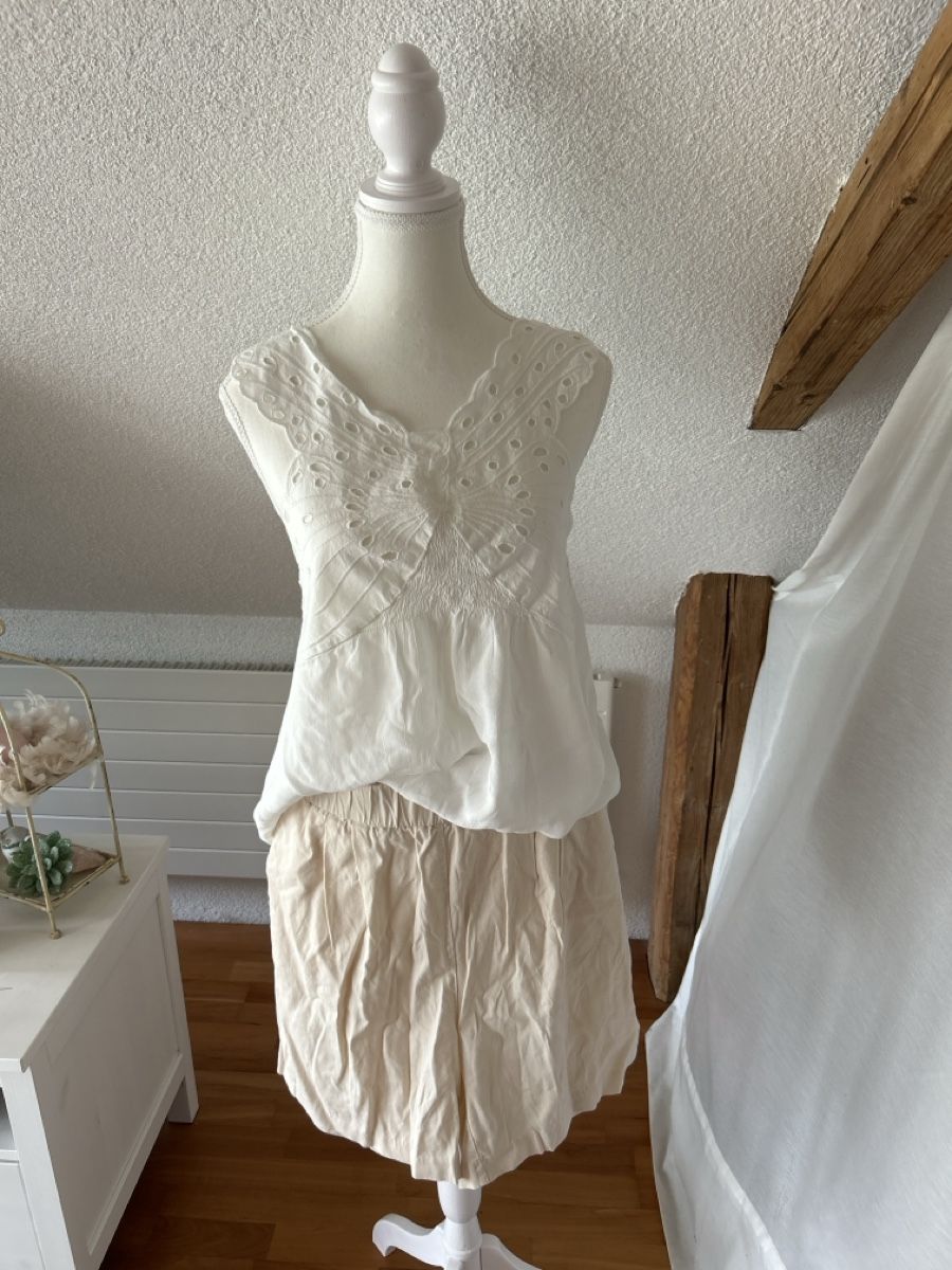 Chemisiers: Bluse Damen Weiss Grösse 40 QuickSilver – D'occasion à Kirchdorf BE par Stella130
