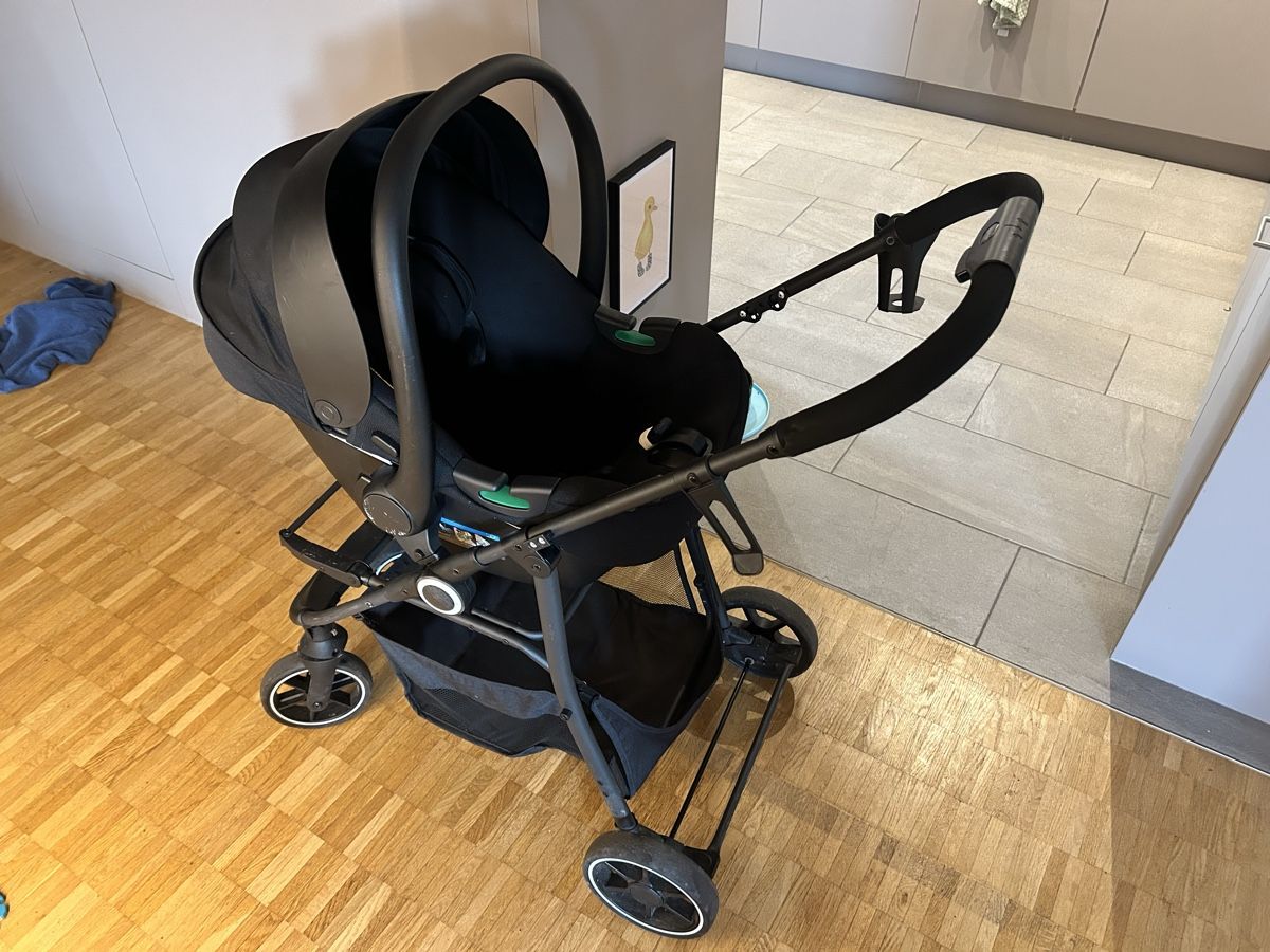Carrozzine: Kinderwagen Set Wanne/Autoschale/Buggyaufsatz – Usato da Horgen venduto da schalina19 3