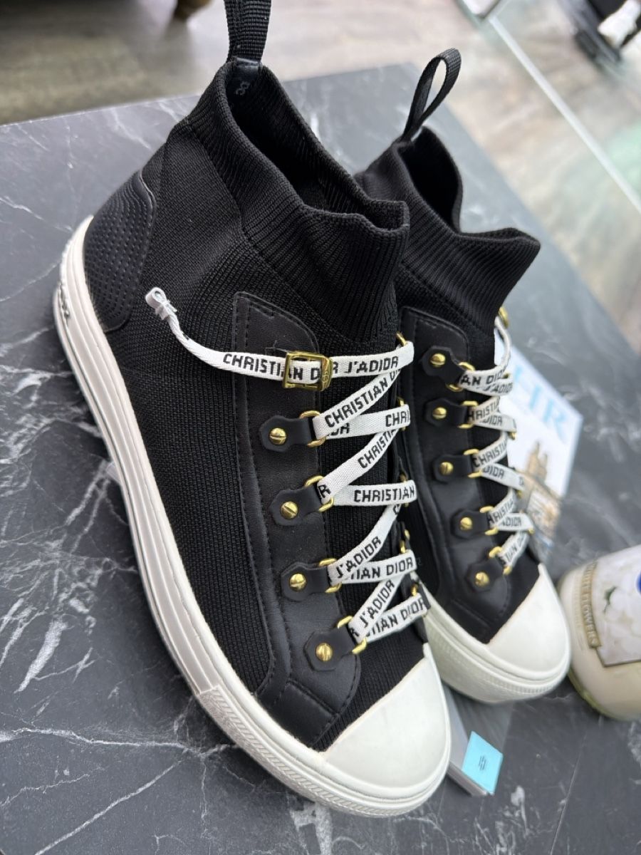 Dior Scarpe da uomo: Dior ID High-Top Sneaker Black/White,39 , Spring – Usato da Wattwil venduto da mkt_s2l5 2