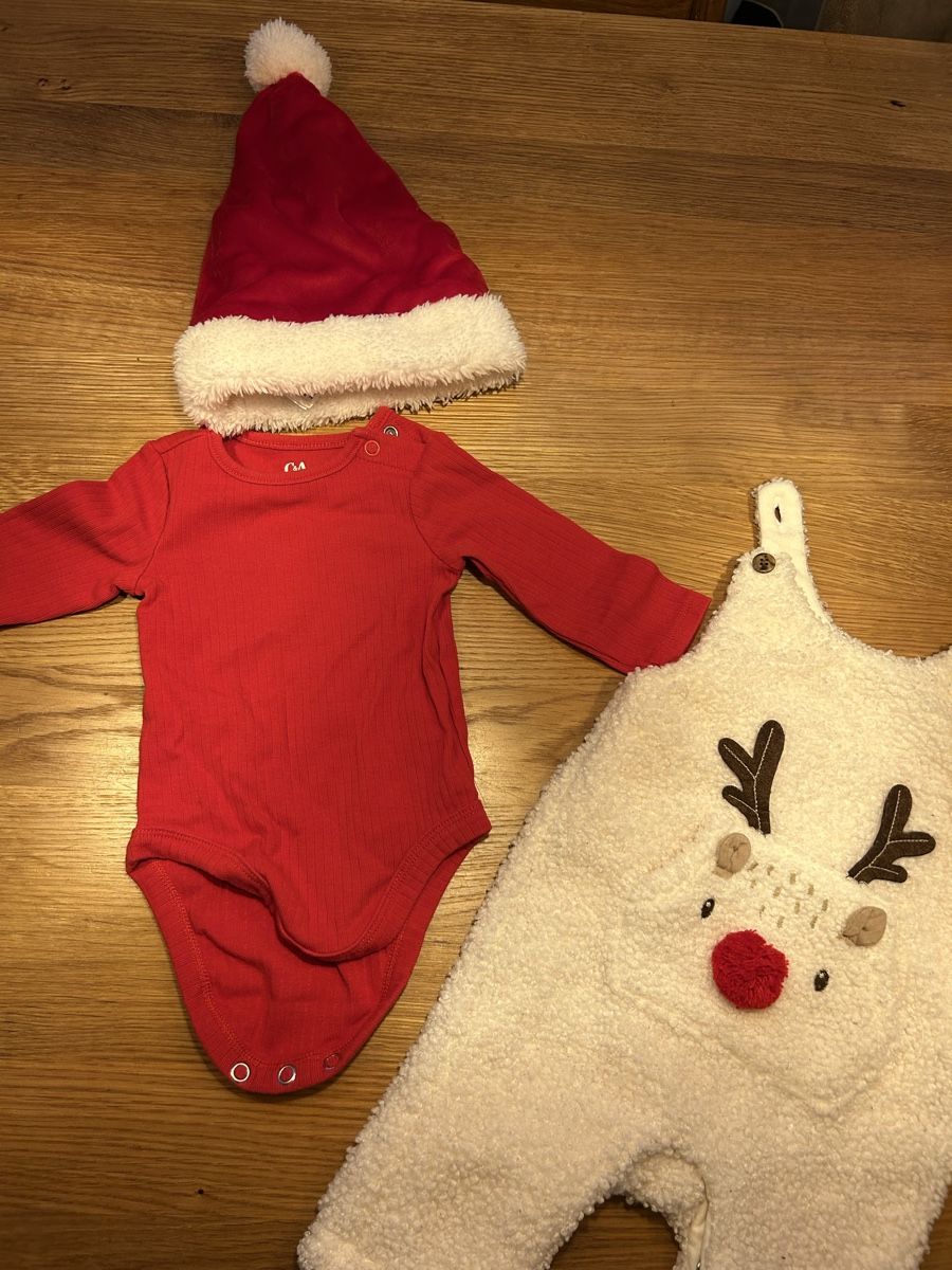 C&A Lotti di vestiti: Weihnachtsset Grösse 62 – Usato da Regensdorf venduto da Branca990 2