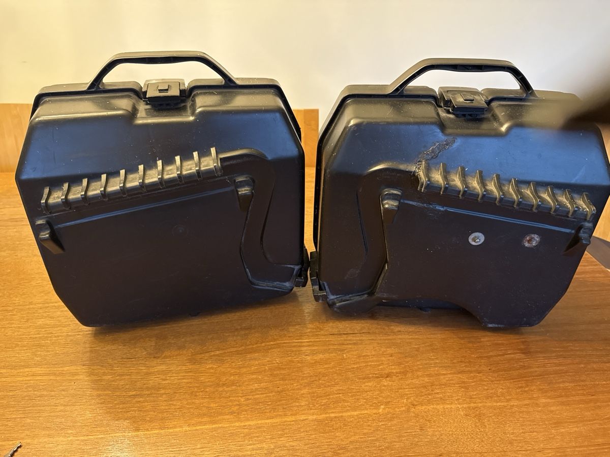 BMW Valigie: BMW City Koffer Taschen – Usato da Au SG venduto da Ramojero 1