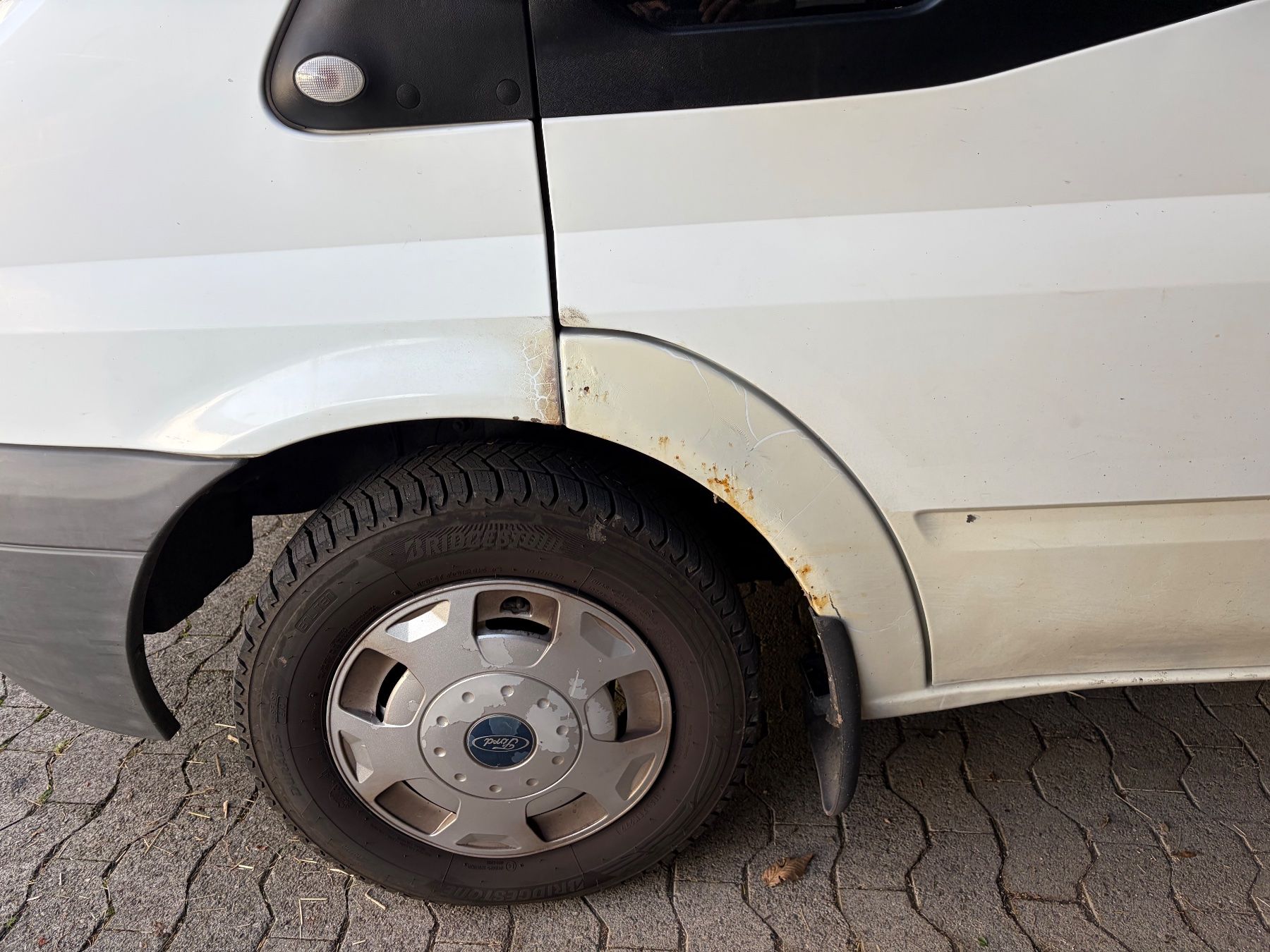 Ford Veicoli commerciali: Ford Transit 260S TDCI – Usato da St. Gallen venduto da lei_529d 9