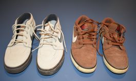 2 Paar NIKE Sneaker (EUR 40,5)