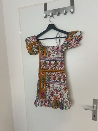 Sommerkleid von Mango, Gr. M, schulterfrei, Top Zustand!