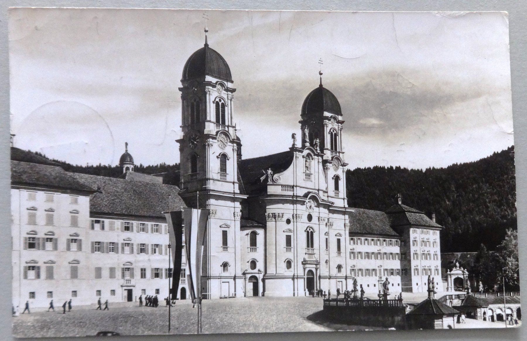 Ansichtskarten: Einsiedeln, Klosterkirche – Gebraucht aus Fétigny von Billy2miny