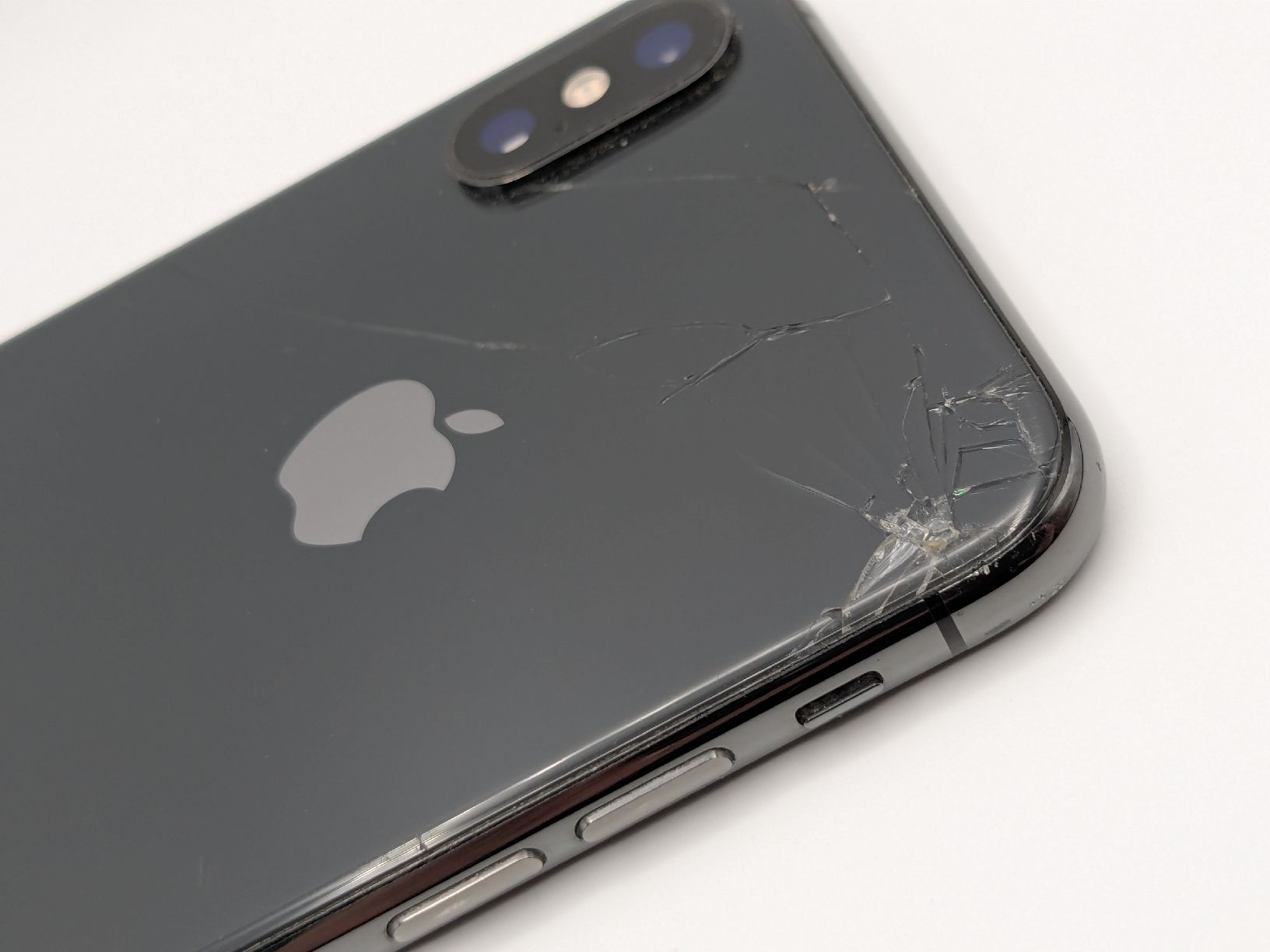 Apple Telefoni cellulari / Smartphones: Apple iPhone XS Smartphone Grey - Working with Defects – Usato da Grenchen venduto da gabifp 7