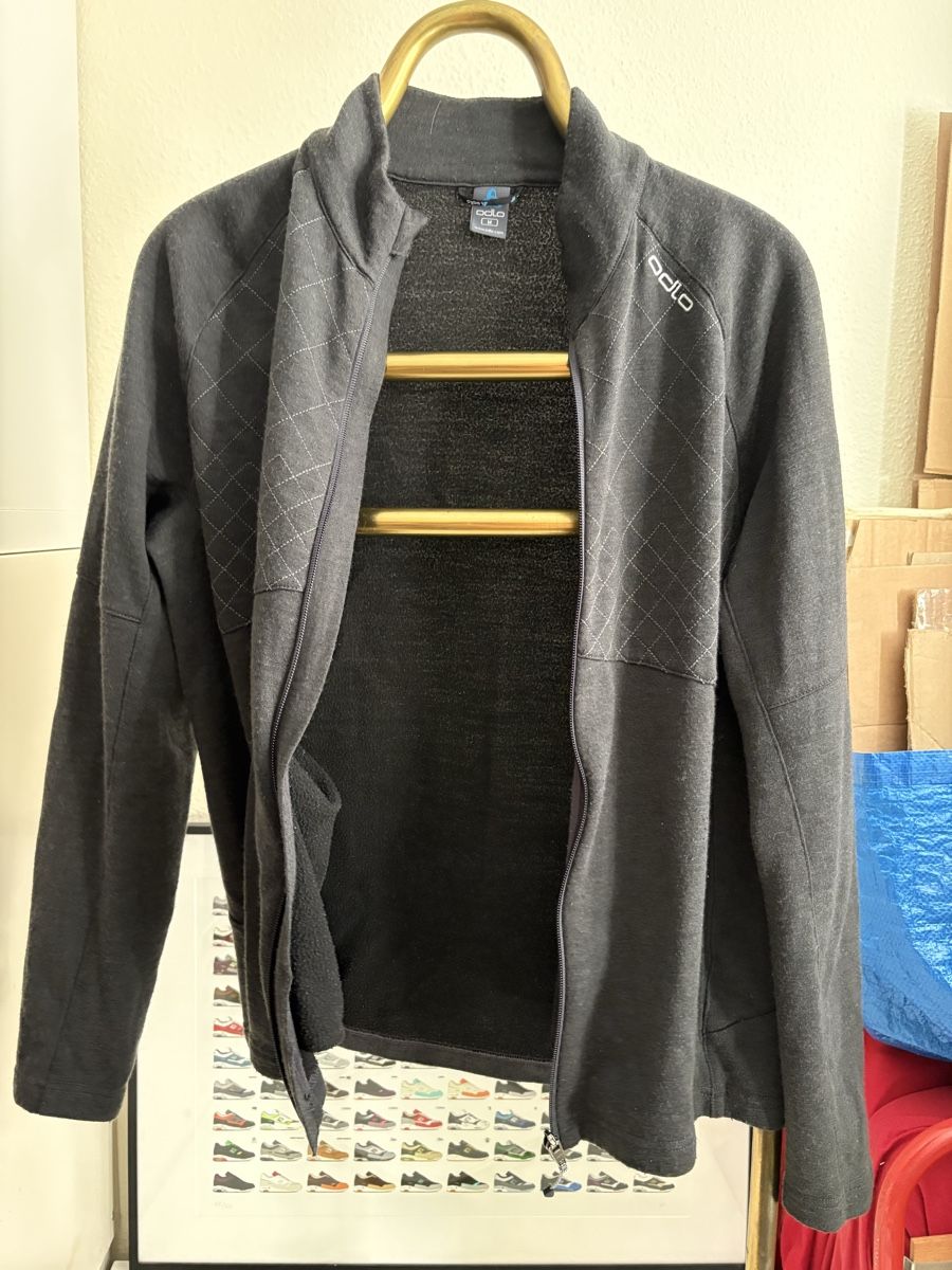 Odlo Giacche: Veste Odlo zippée, Size M – Usato da Neuchâtel venduto da sharposneaks 5