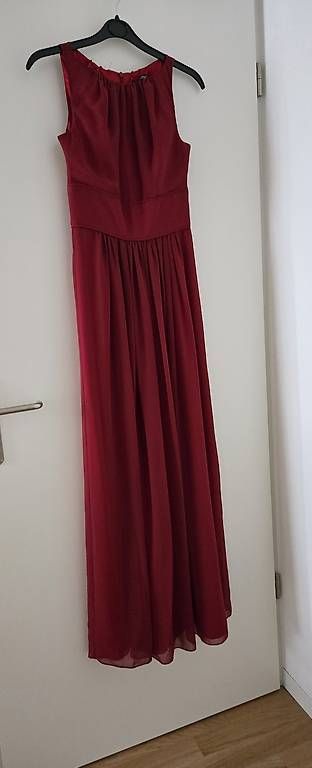 Kleider: Abendkleid rot gr. 34  – Gebraucht aus Zell ZH von fil_zw9l 1