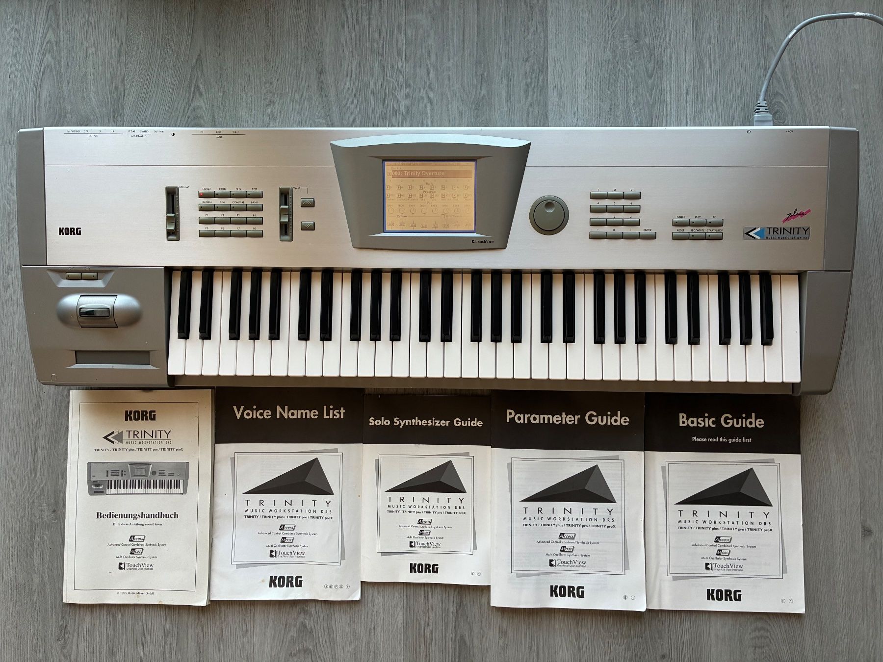 Korg Strumenti musicali: Korg Trinity Music Workstation – Usato da Jonen venduto da bulsara