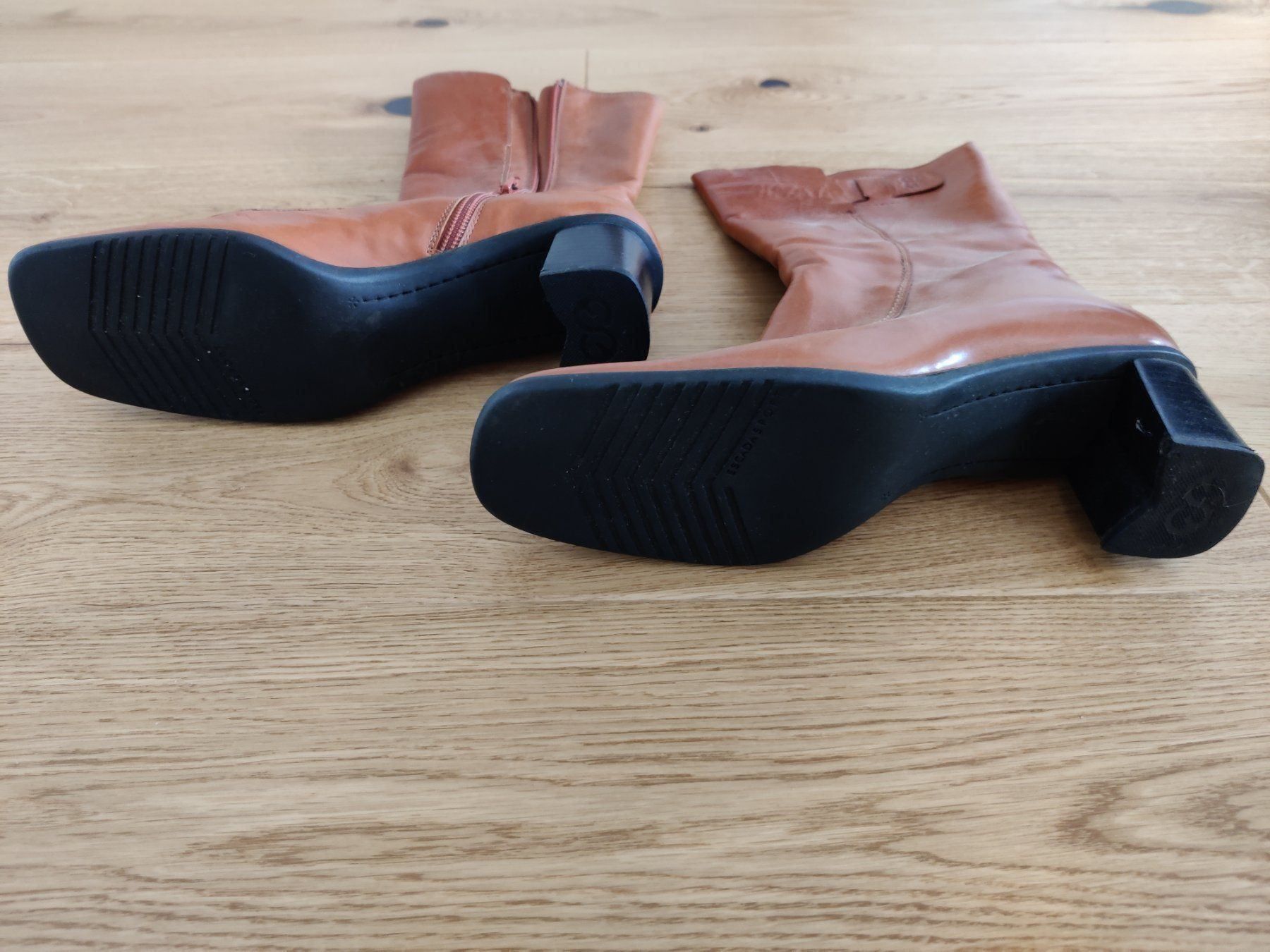Escada Scarpe da donna: Damenstiefel - Escada Sport – Nuovo (secondo la descrizione) da Basel venduto da vel_w2tr 1