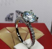 Bague argent avec diamant de moissanite de 2 ct certifié GRA