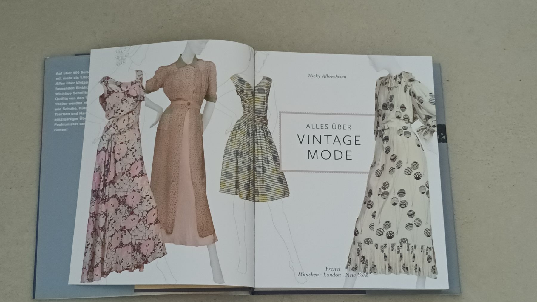 Libri: Vintage Mode Book by Nicky Albrecht, excellent condition – Usato da Horgen venduto da azita_q 2