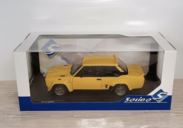 Abarth Modellini d'auto: FIAT 131 ABARTH 1980 MASSSTAB 1:18 – Nuovo e nell'imballaggio originale da Erlenbach im Simmental venduto da Model_box 5