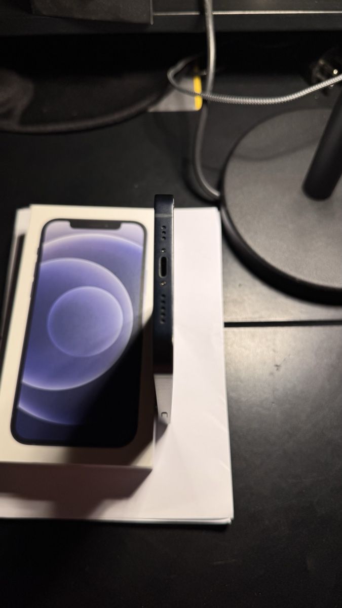 Apple Portables: Iphone 12 – D'occasion à Bern par liv_f5lq 8