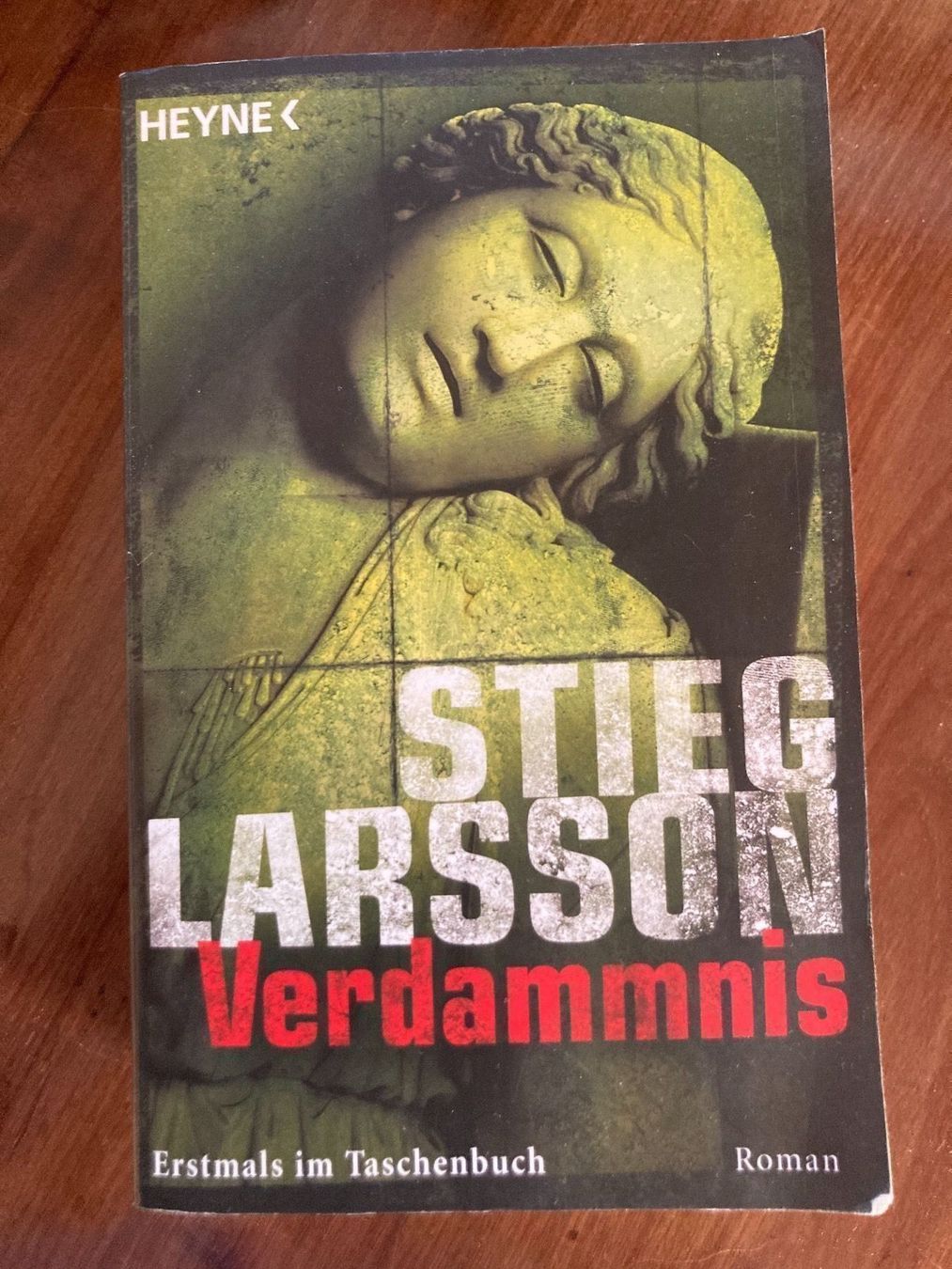Libri: Stieg Larsson - Verdammnis – Usato da Châbles FR venduto da Tunturi7