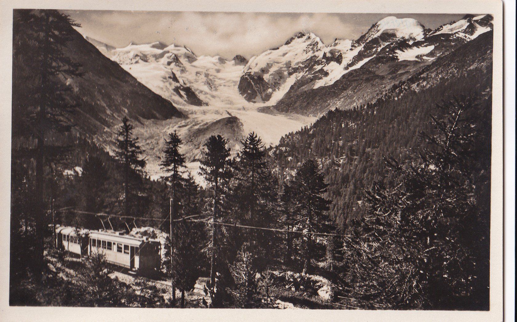 Cartes postales: Morteratschgletscher mit Berninabahn – D'occasion à Olten par clotaldi