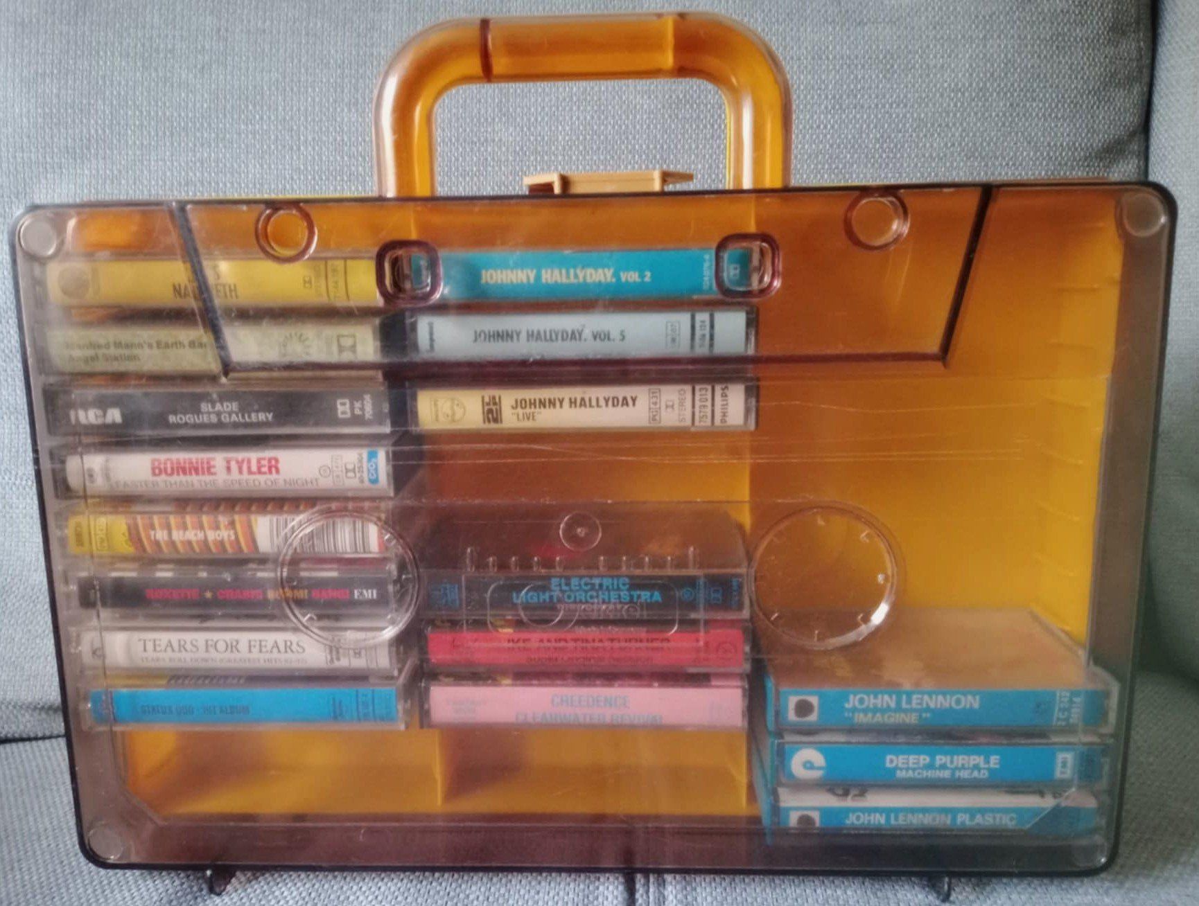 Musicassette: Boîte Rangement en forme CASSETTE AUDIO / vintage – Usato da Le Locle venduto da borgespatricia 3