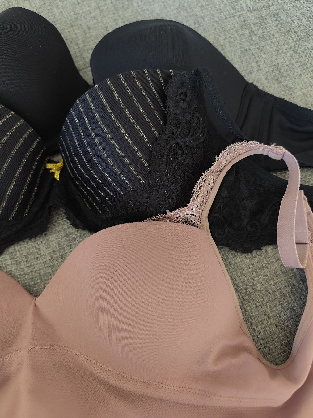 Sonstige Unterwäsche: BH Set 3 Stk. Grösse 80A  – Neu (gemäss Beschreibung) aus Zürich von Claudia_Zueri 2
