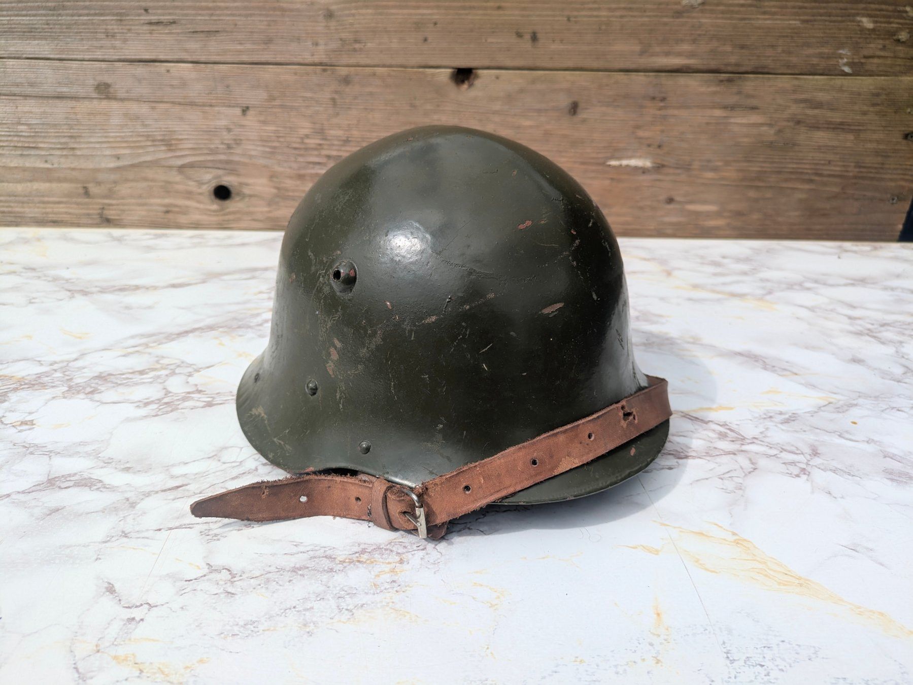 Uniformi & Effetti personali: Bulgarischer Stahlhelm M36 Typ C – Usato da Buttisholz venduto da SoldatenKammer