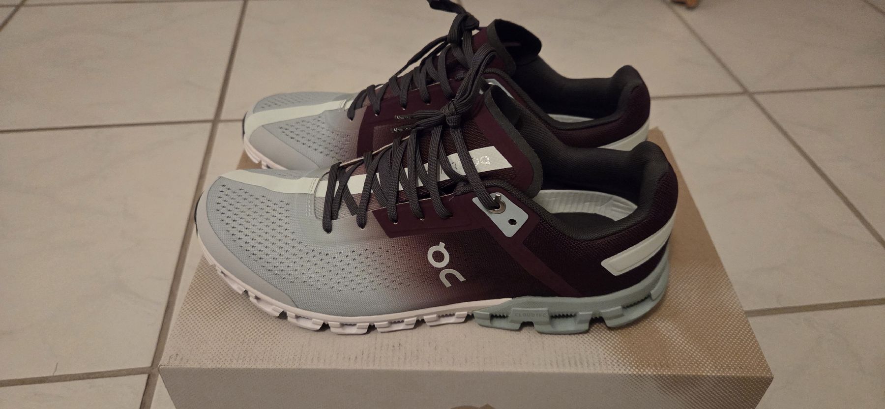 On Chaussures hommes: ON Cloud Running Schue  CloudFlow-  NEU – Neuf (Voir description) à Zürich par DinuC 2