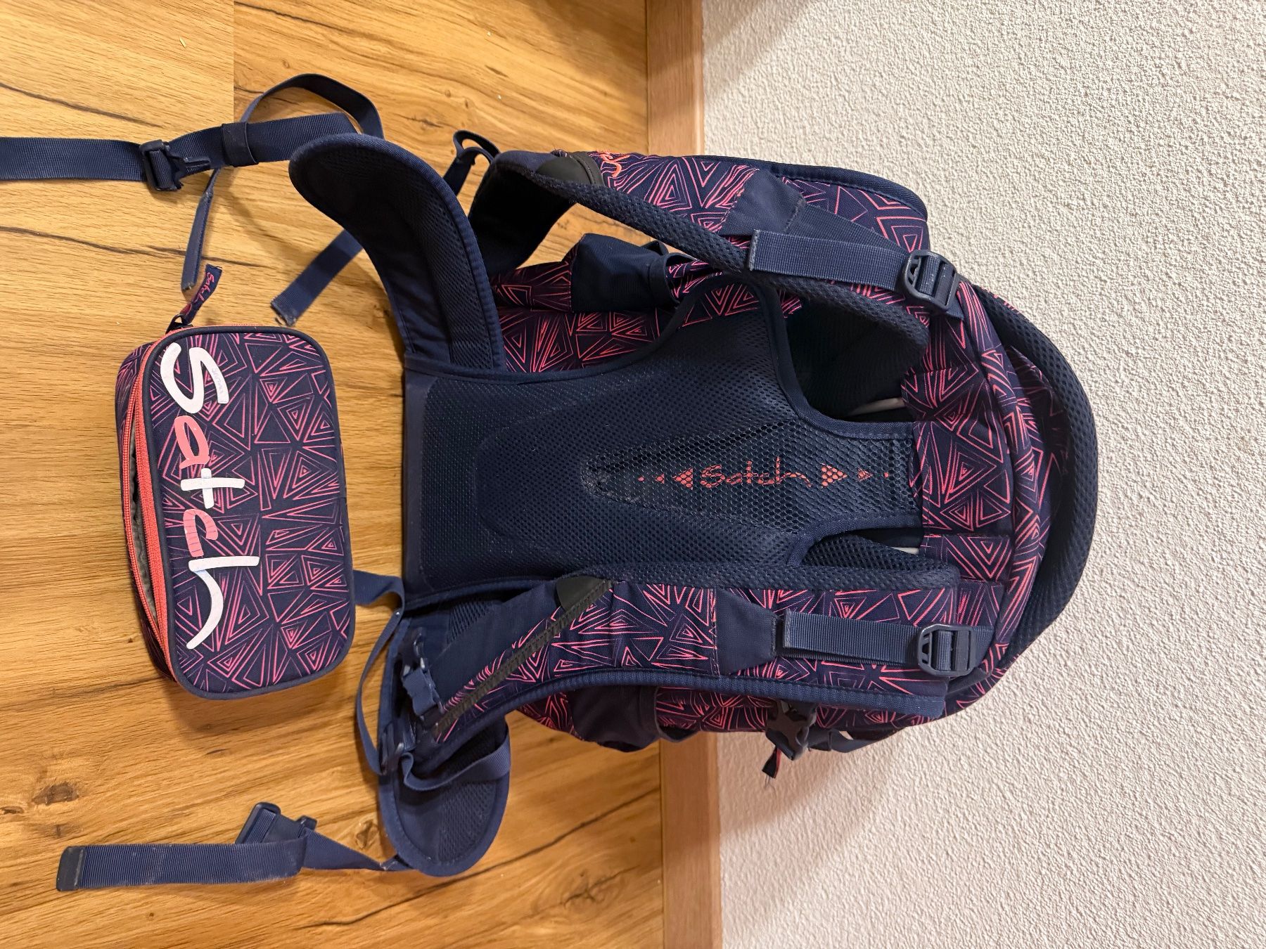 Borse & Zaini: Satch Schulrucksack mit Etui dunkelblau gebraucht – Usato da Henggart venduto da didius22 1