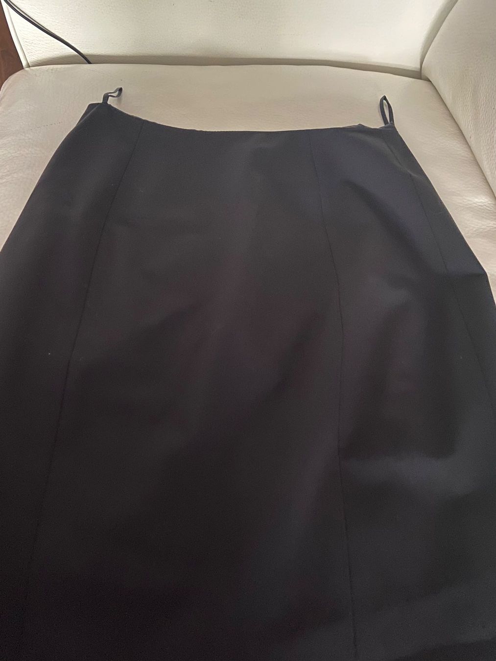 Hugo Boss Completi & Tailleur: Kostüm von Boss aus Schurwolle – Nuovo (secondo la descrizione) da Unterengstringen venduto da bar_rh5f 1