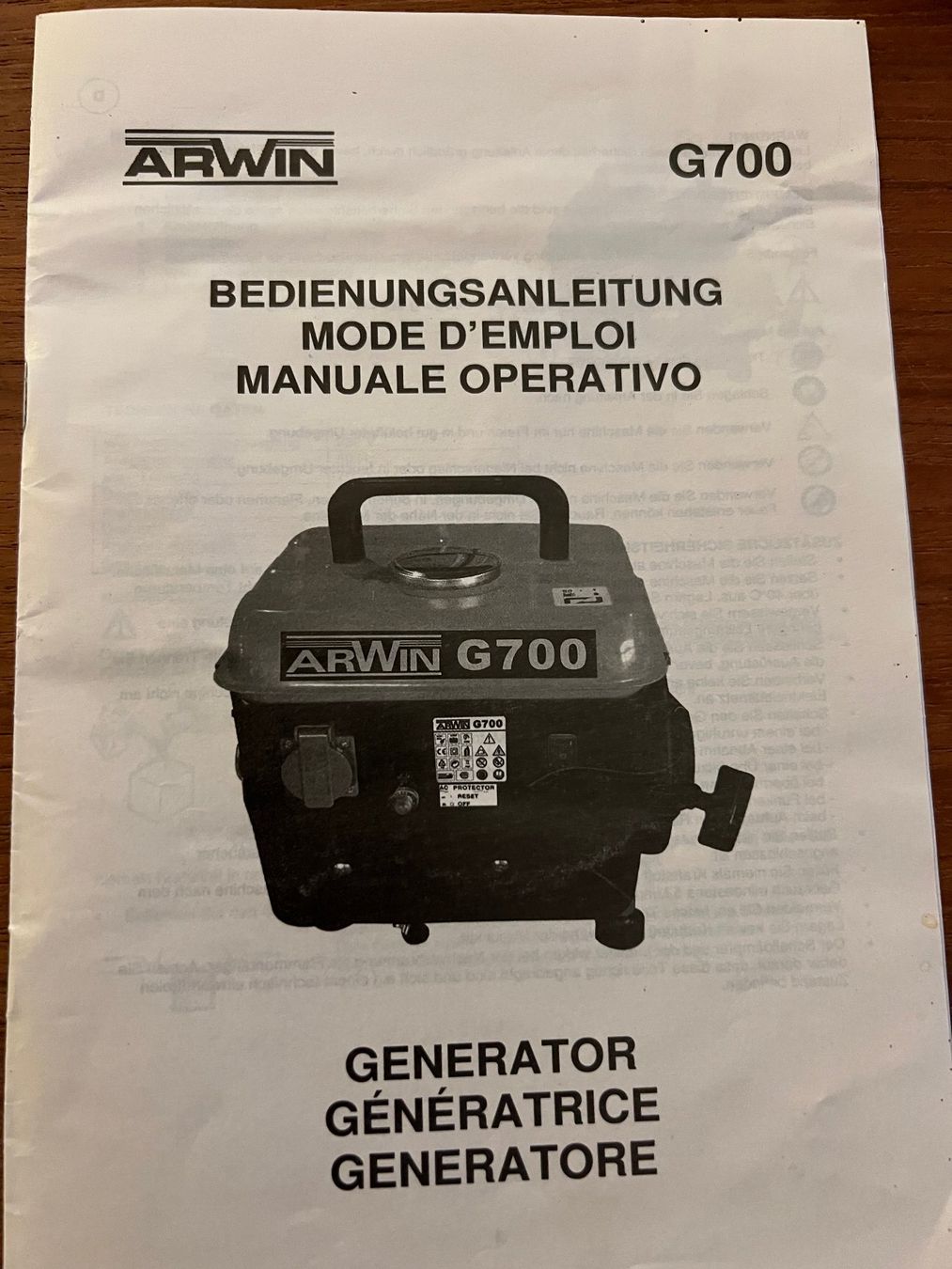 Generatori di corrente: Notstromgenerator 700 Watt – Usato da Cham venduto da hemst 4