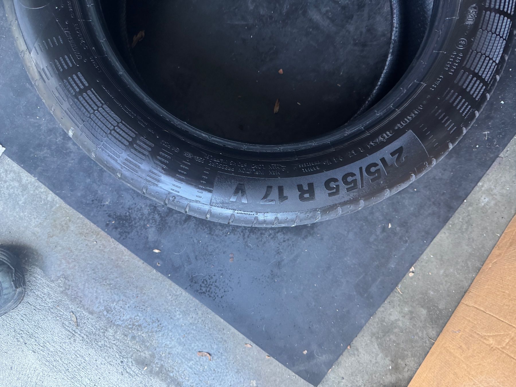 Continental Pneumatici & Ruote complete: 215/55R17 – Usato da Widen venduto da Dinero02 8