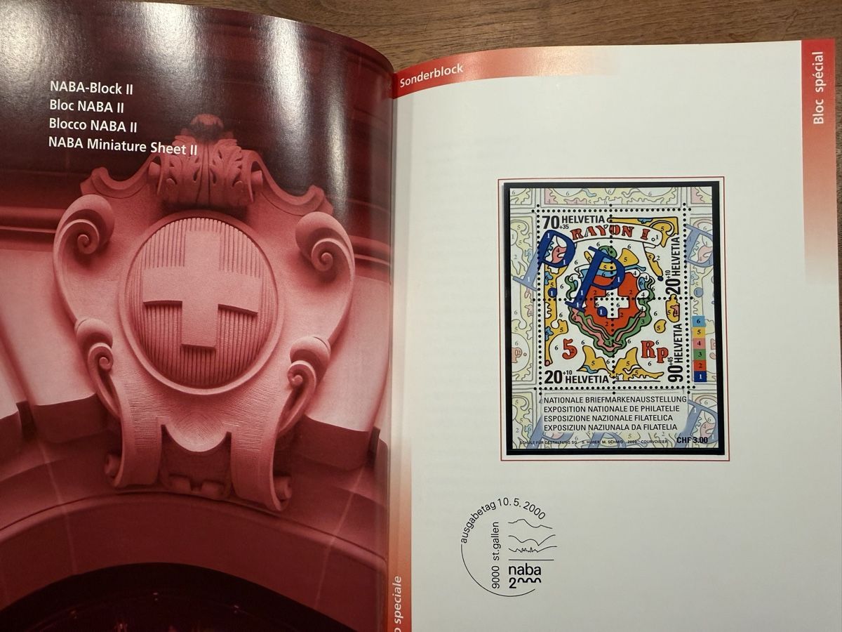 Tous les timbres: Jahrbuch 2000, komplett  – D'occasion à Altdorf UR par Sanna08 4