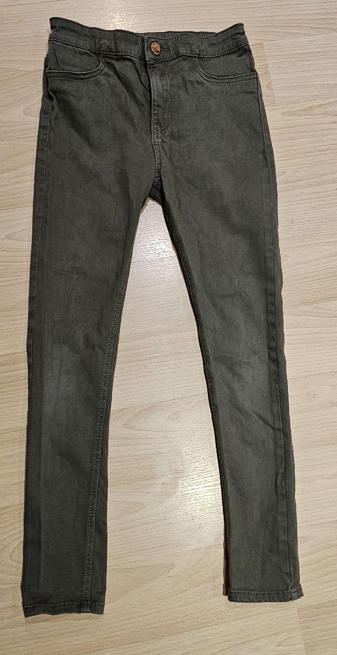 H&M Pantaloni: Kinder-Jeans – Usato da Fehraltorf venduto da Sumin