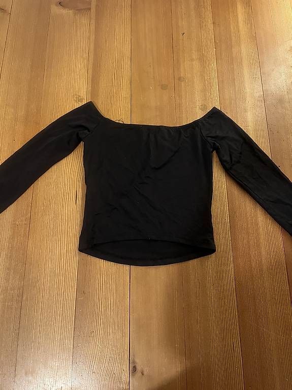 Bershka Camicette, T-shirt & Top: Bershka schwarzes longsleeve – Usato da bern venduto da celio777 1