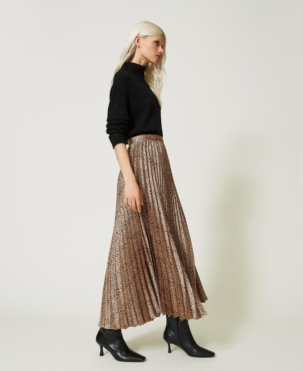 Twinset Gonne: Twinset Pleated Leopard Print Skirt – Usato da Corsier-sur-Vevey venduto da Kristina.Nova 1