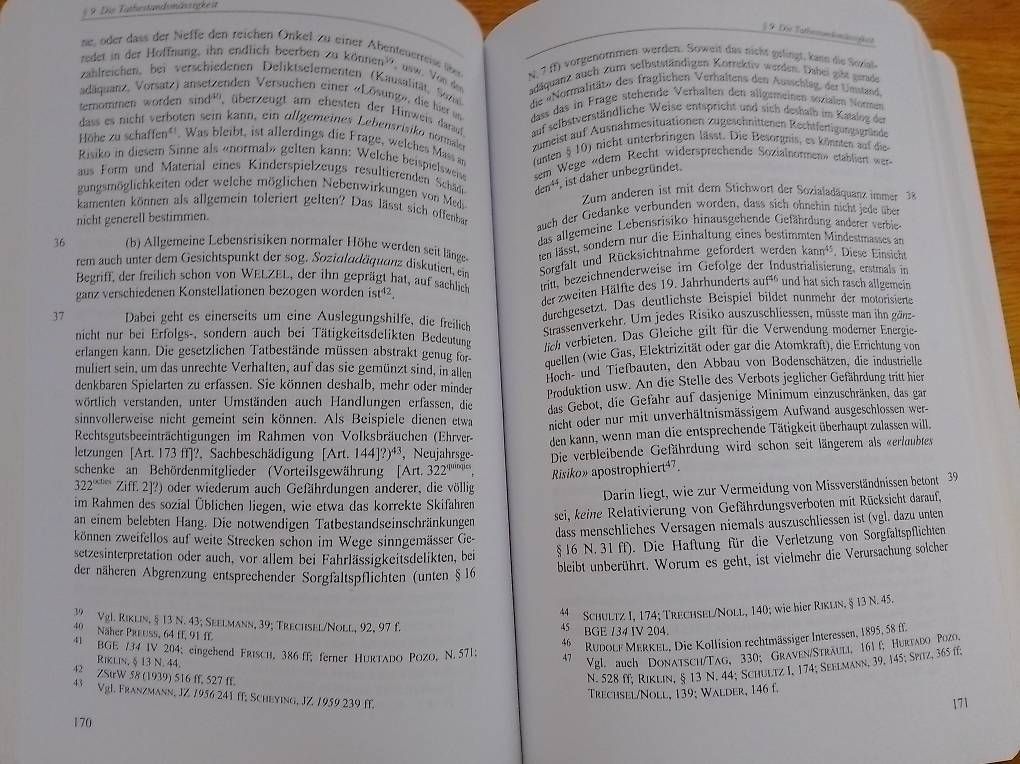 Bücher: Schweizerisches Strafrecht, Allgemeiner Teil I: Die Straftat – Gebraucht aus Dänikon ZH von spr_rqw2 1
