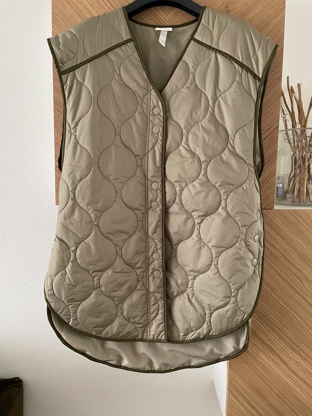H&M Gilets: Neu H&M Weste Gr. XS/S Oversize – Neuf (Voir description) à Felben-Wellhausen par begean