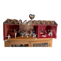 Exklusive Puppenstube / Diorama „Bar im Fabrikgebäude“, 1 m