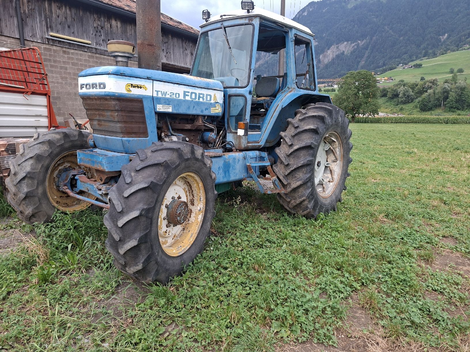 Ford Trattori: Traktor Ford TW20 – Difettoso da schwyz venduto da xerion03 1