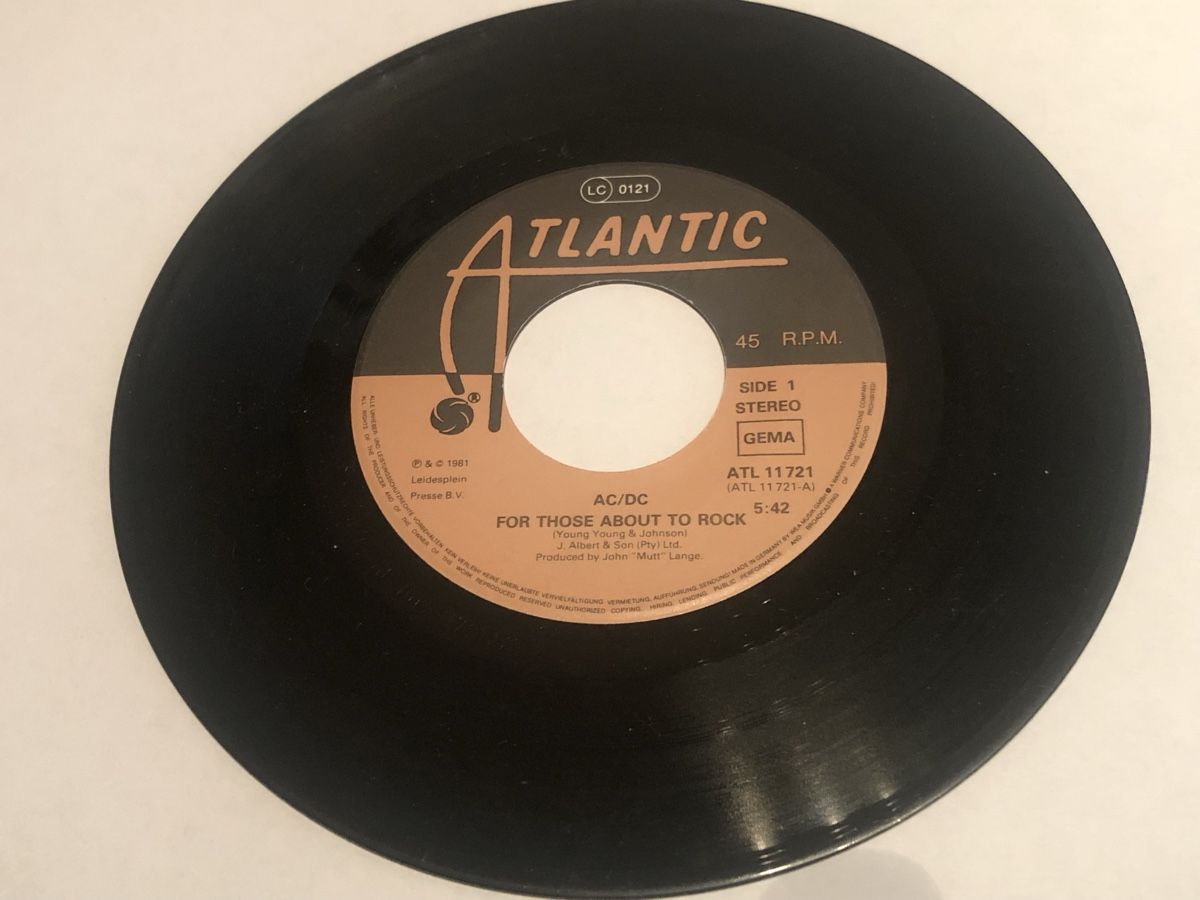 Dischi in vinile: AC/DC. 1981. For Those About the Rock / Let There – Usato da Faulensee venduto da Mizuno06 3