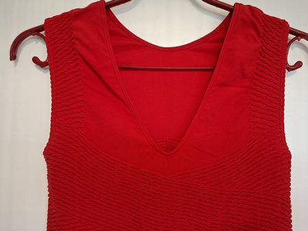 Enges Wolford Kleid in Rot  figurbetont - Grösse S
