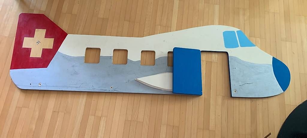 Jouets: Flugzeug aus Holz – D'occasion à Liestal par redfive01 1