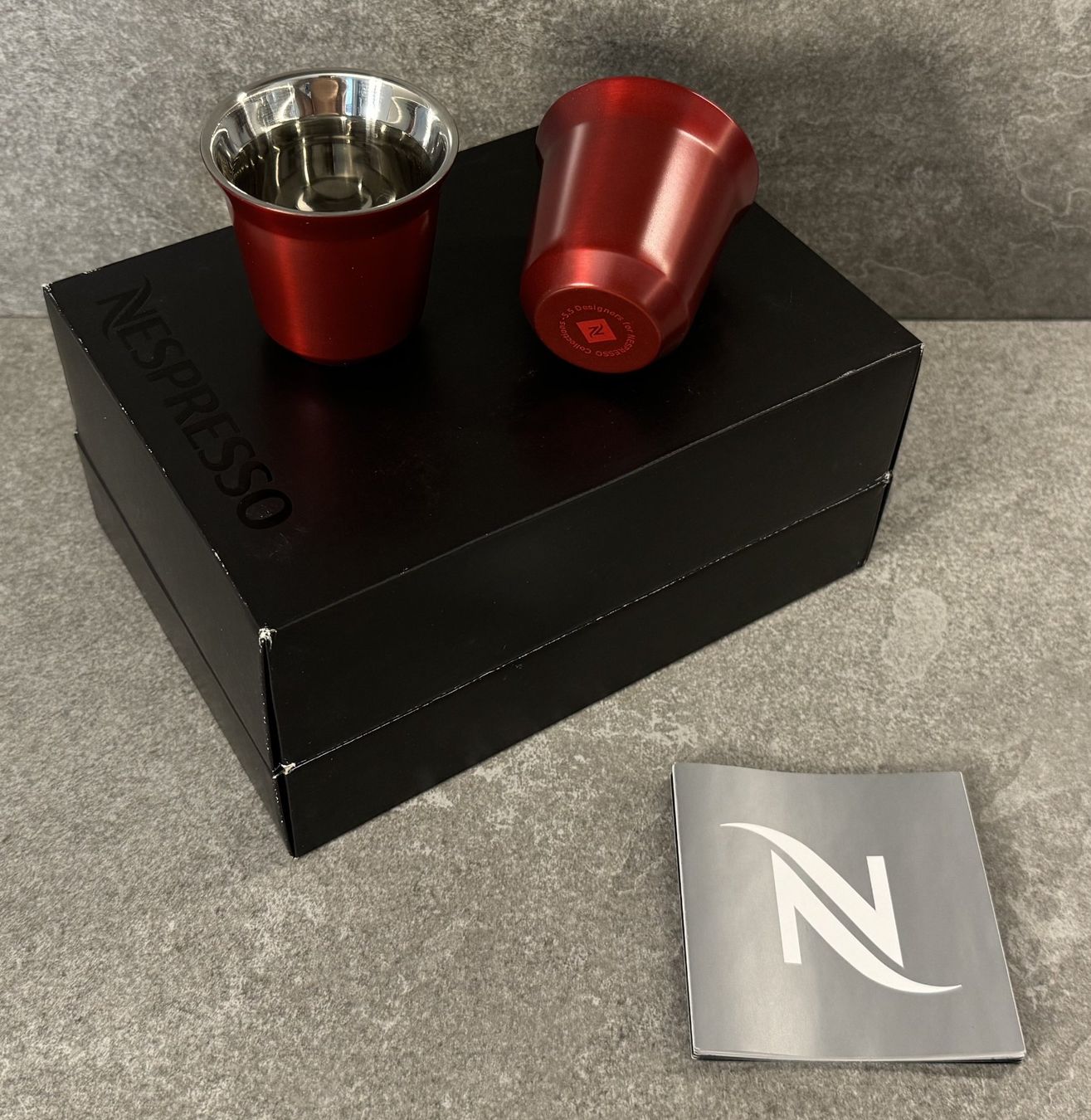 NESPRESSO PIXIE Set, (2 ESPRESSO x 80ml) ... (Neu und originalverpackt ...