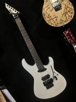 ESP LTD MV-1000 Pearl White (E-Gitarre)