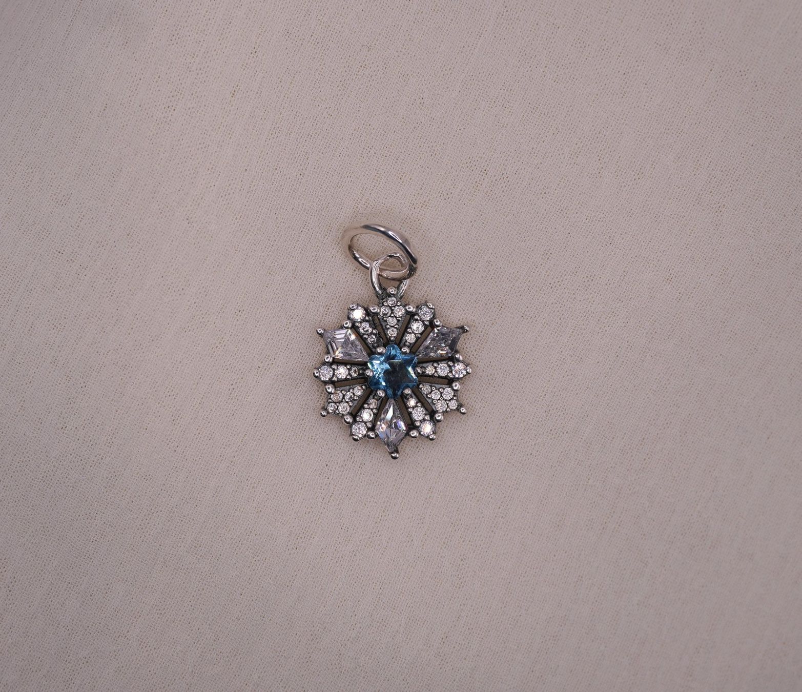 Ciondoli: Charm "Schneeflocke" zu Pandora Silber 925 – Nuovo (secondo la descrizione) da Niederbüren venduto da Fidi5