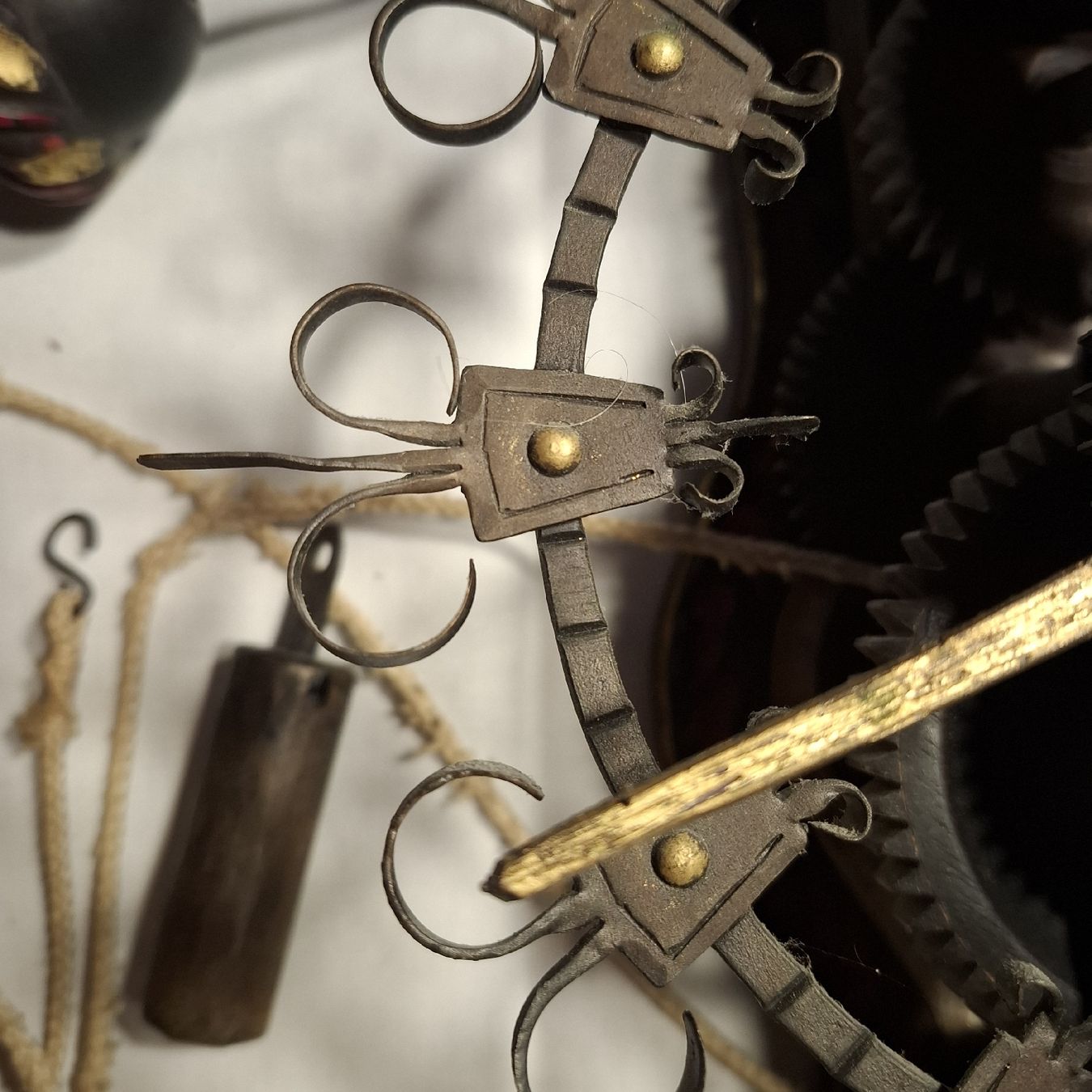 Orologi da terra & Orologi da parete: Antike Schwerkraft Uhr – Usato da Nürensdorf venduto da DANG3REUX 2