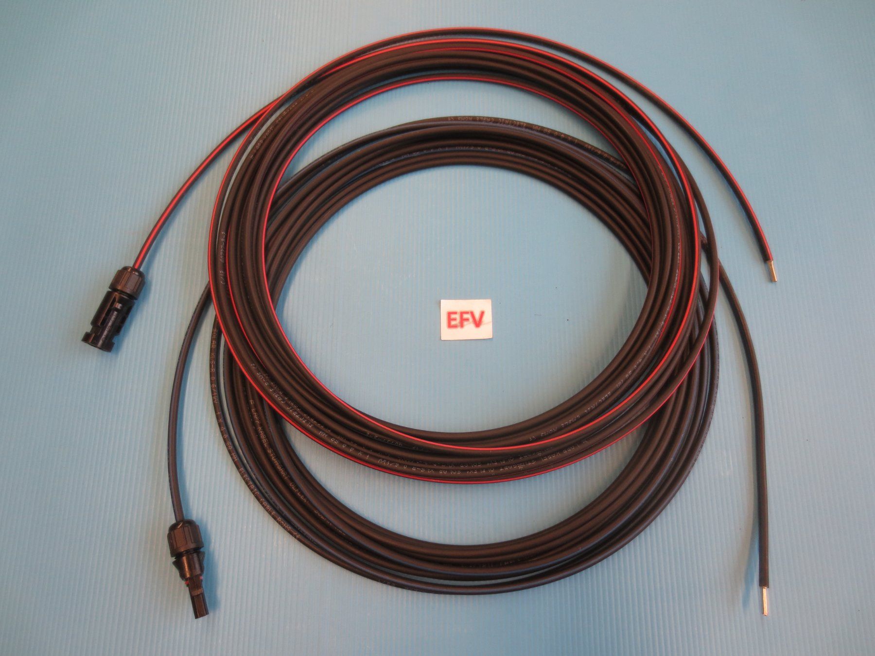 Cavi: 2x 30m Solar Anschlusskabel SET 6mm2 rot+blau MC4 einseitig – Nuovo e nell'imballaggio originale da Sulz LU venduto da Elektrofachverkauf